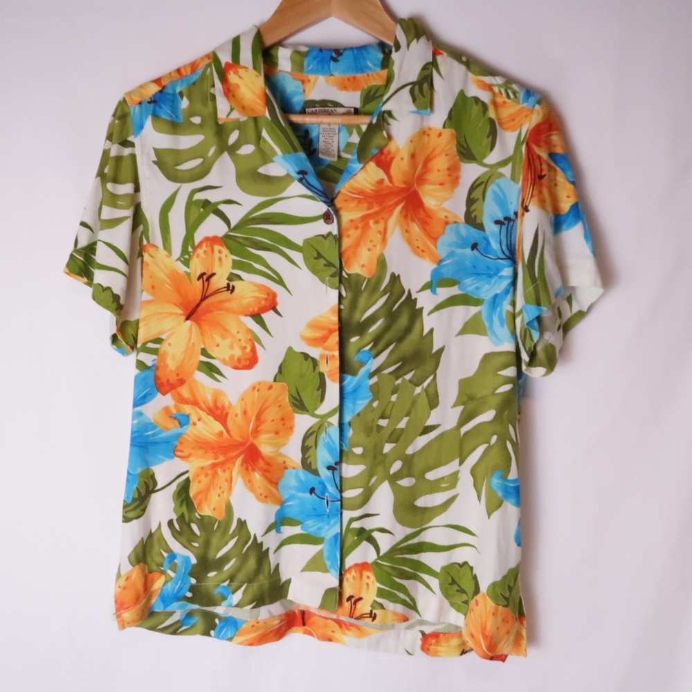 Vintage Hawaiian shirt tropical hibiscus palm A05